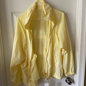 Lightweight yellow jacket